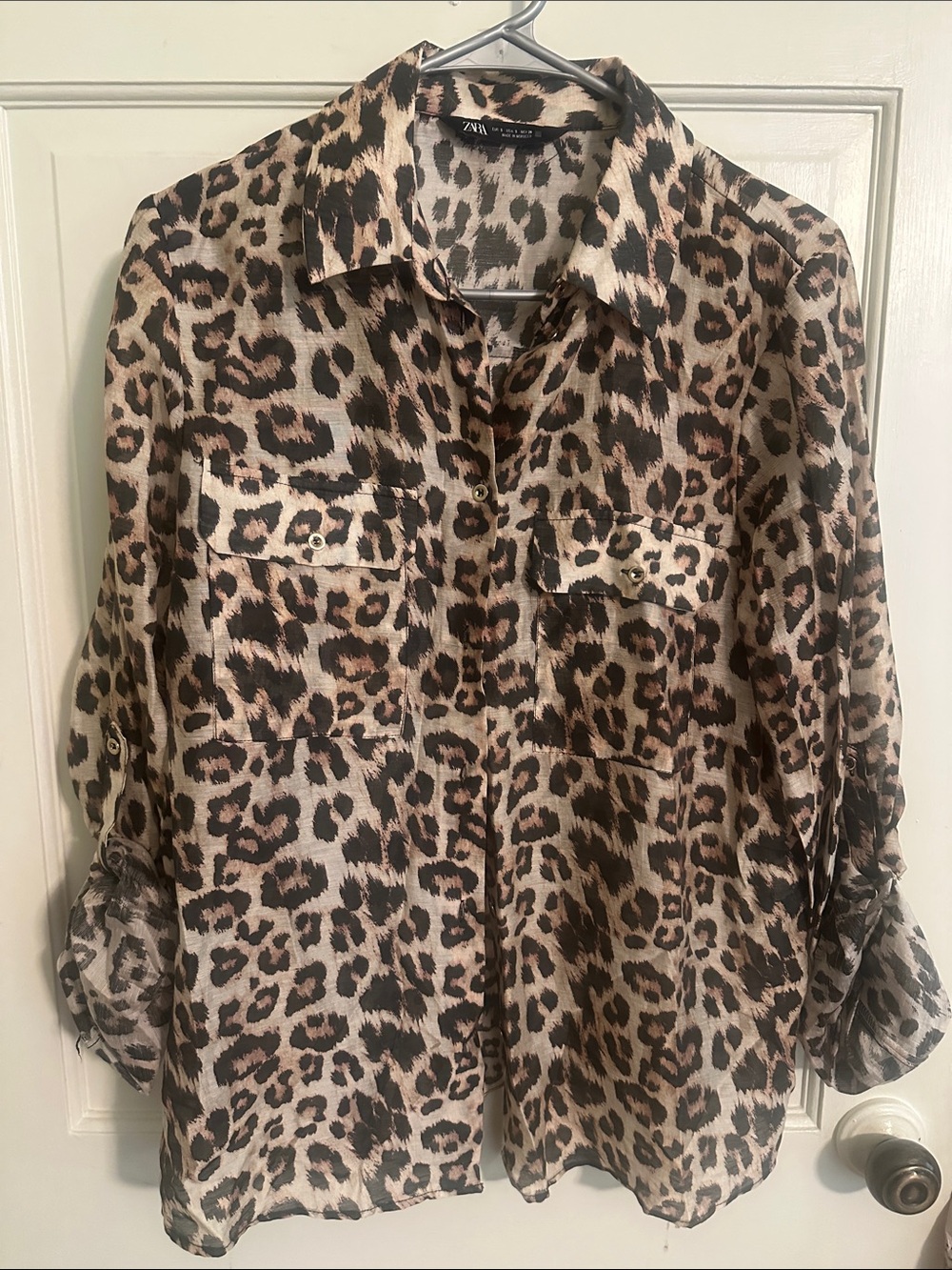 Zara leopard button top